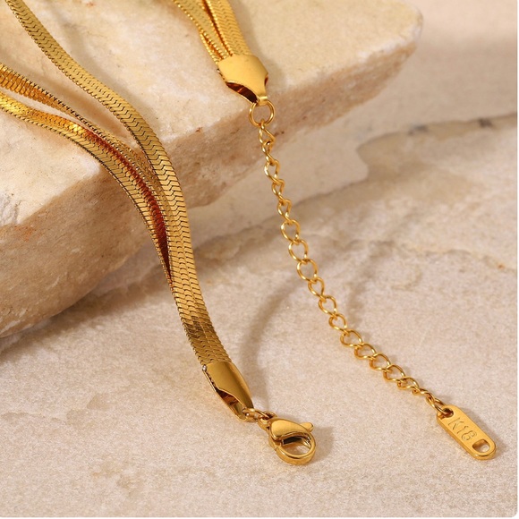 NWT Three-Layer Flat Snake Bone Chain18K Gold Plated Stainless Bracelet - Picture 3 of 7
